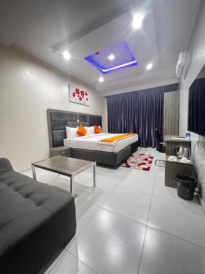 De Rigg Place Embassy 라고스 외부 사진